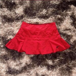 Nike Dri-Fit tennis skirt 🎾✨ built-in shorts, super flattering